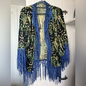 Velvet kimono with fringe